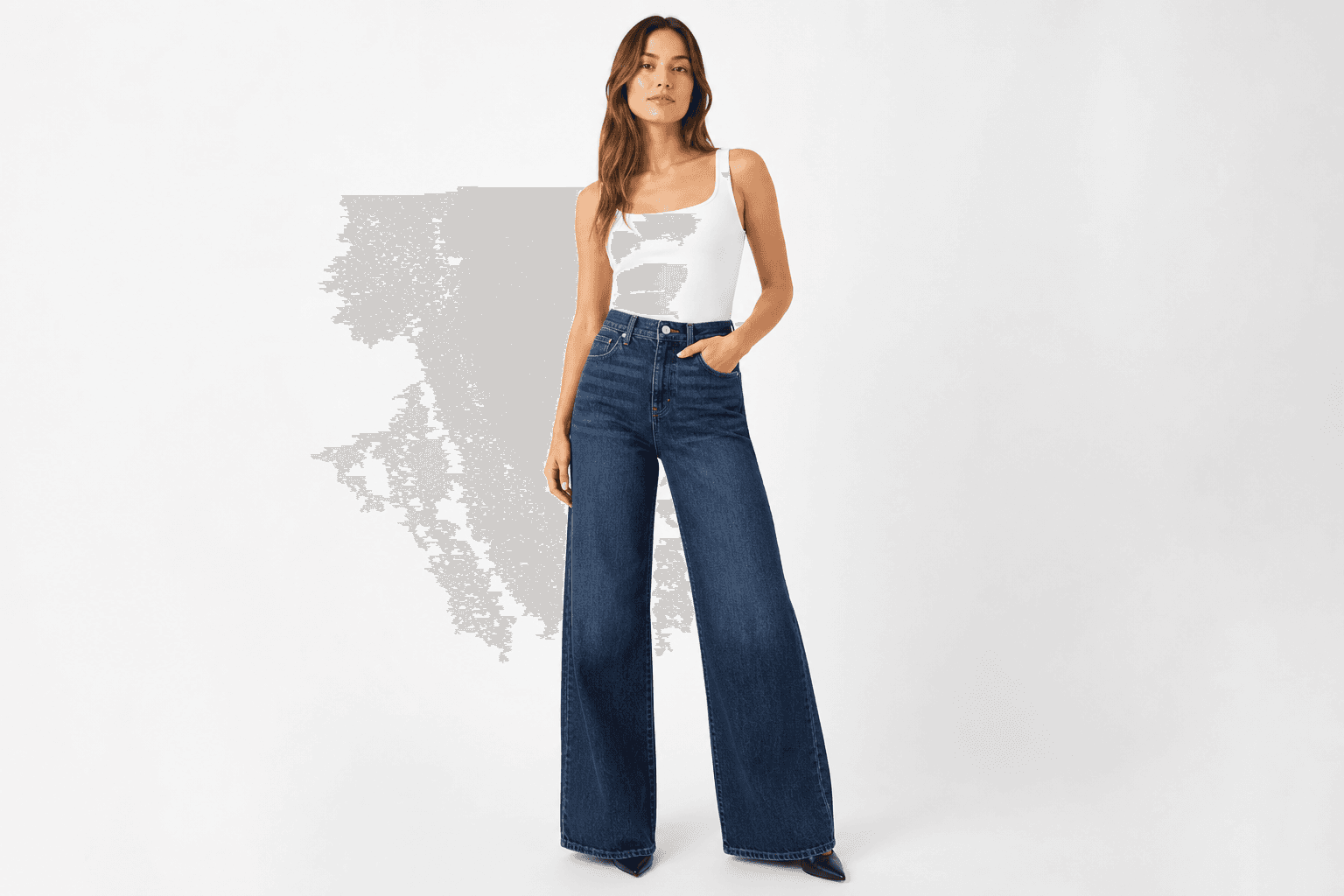 Indigo wide-leg jeans — full length front